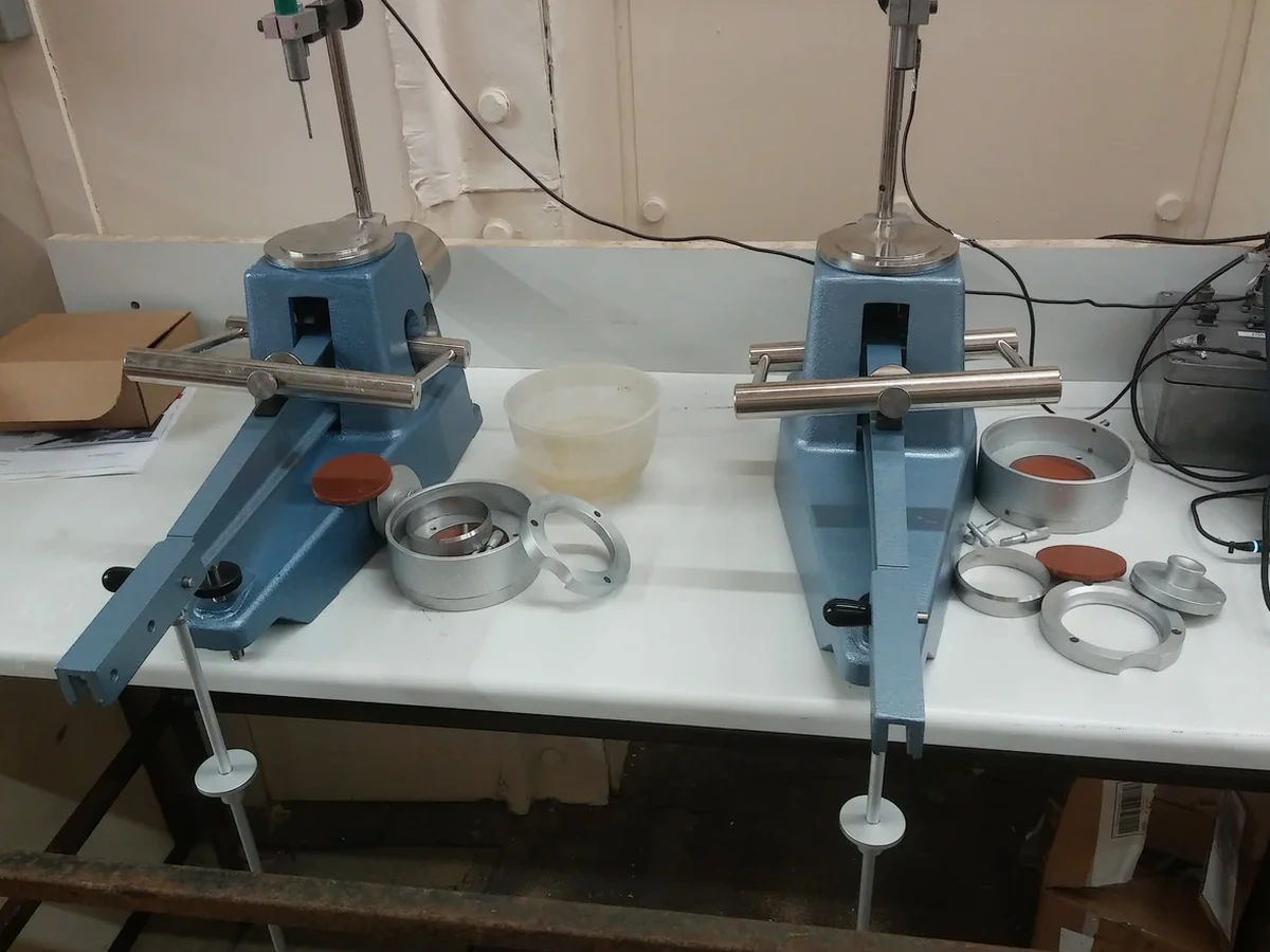 Límites de Atterberg en Coquimbo: Plasticidad Real del Suelo